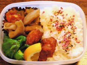 お弁当-鶏の唐揚げ-2015.8.9